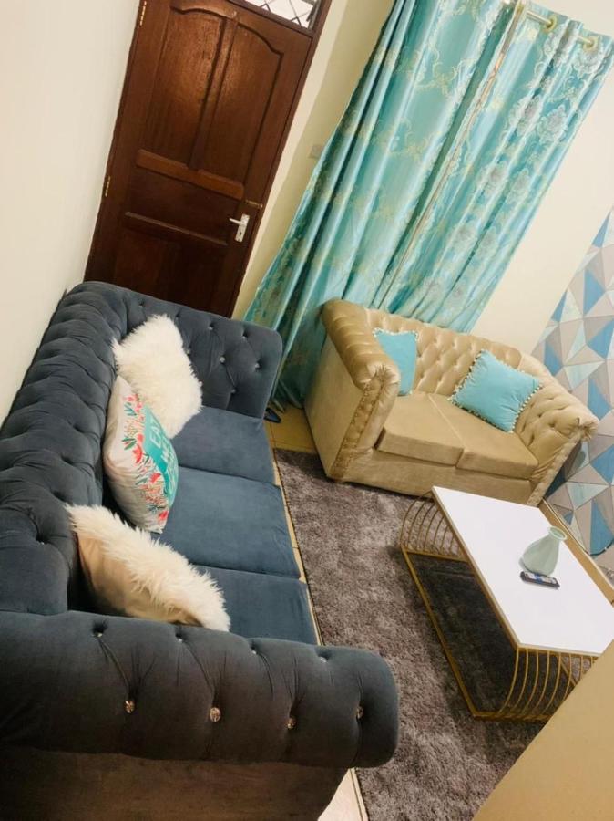 Lux Suites Bamburi Furnished Apartments 外观 照片