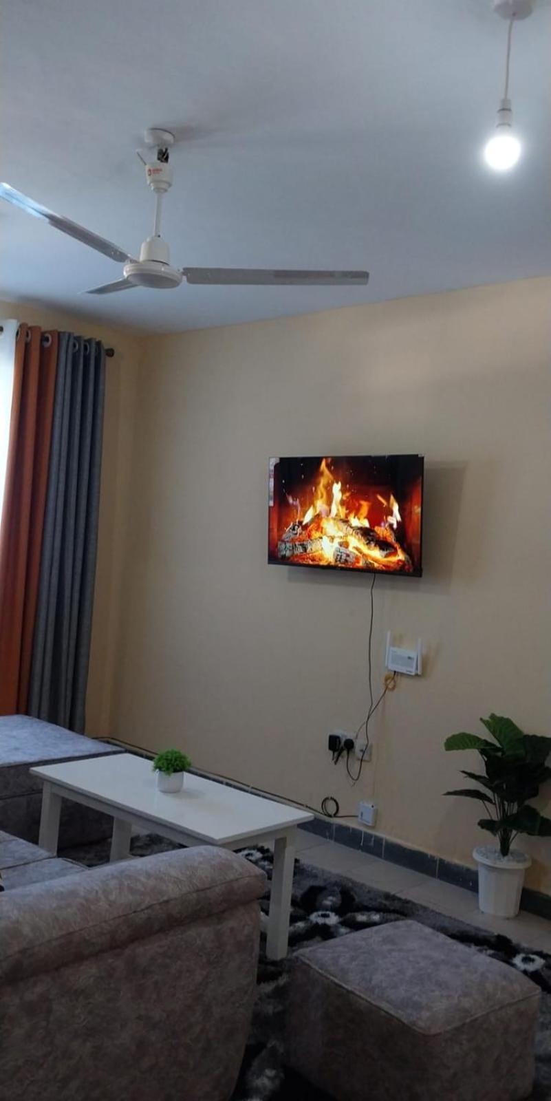 Lux Suites Bamburi Furnished Apartments 外观 照片